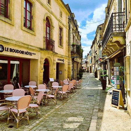 Logis Hotel Le Boudoir Belvès Exteriör bild