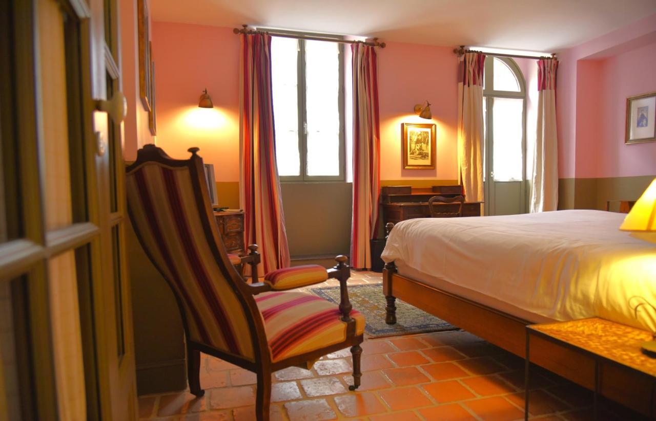 Logis Hotel Le Boudoir Belvès Exteriör bild