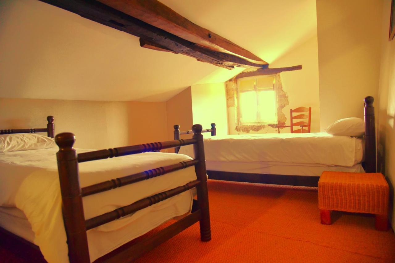 Logis Hotel Le Boudoir Belvès Exteriör bild